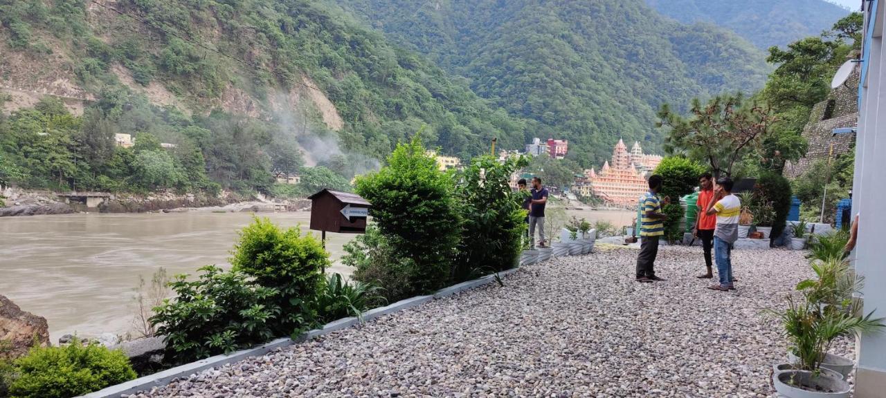 H7 Stay On The Ganges, Yoga & Spa Resort, Rishīkesh 外观 照片