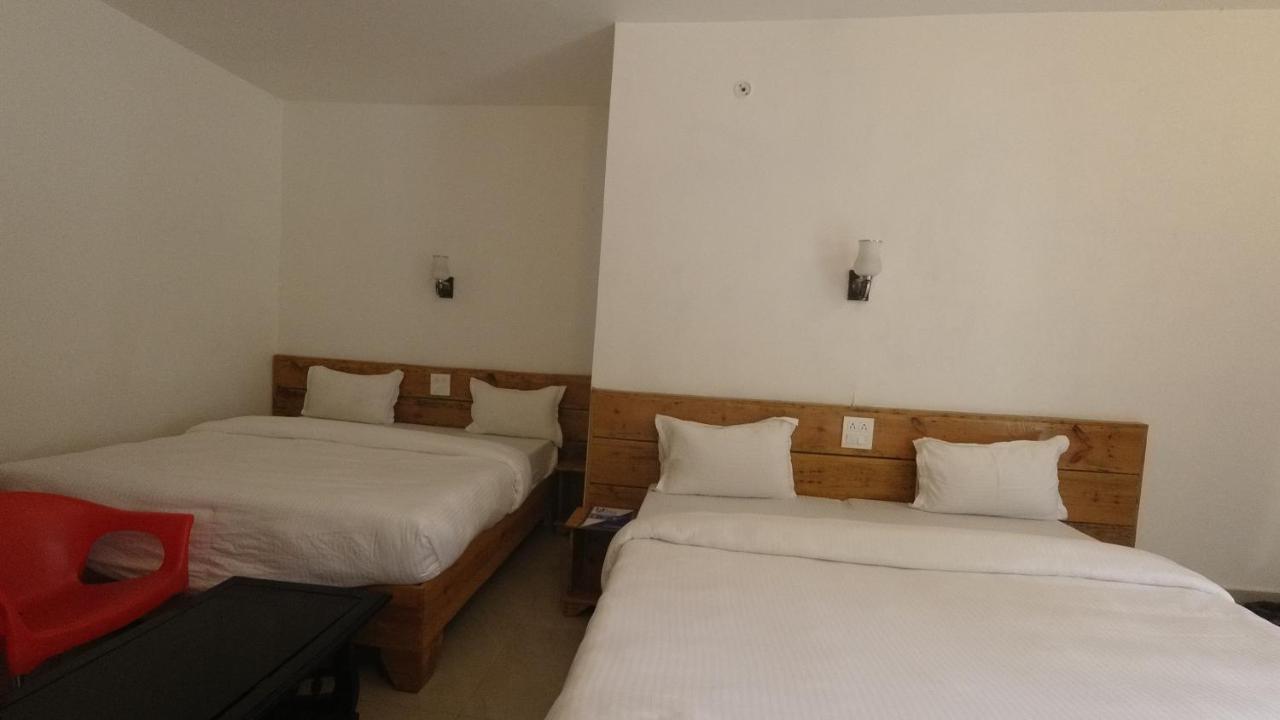 H7 Stay On The Ganges, Yoga & Spa Resort, Rishīkesh 外观 照片