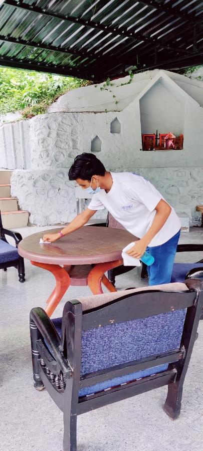 H7 Stay On The Ganges, Yoga & Spa Resort, Rishīkesh 外观 照片